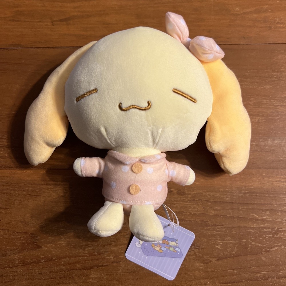 NWT Cinnamoroll Friends Chiffon Pajamas Plush Stuffed Toy